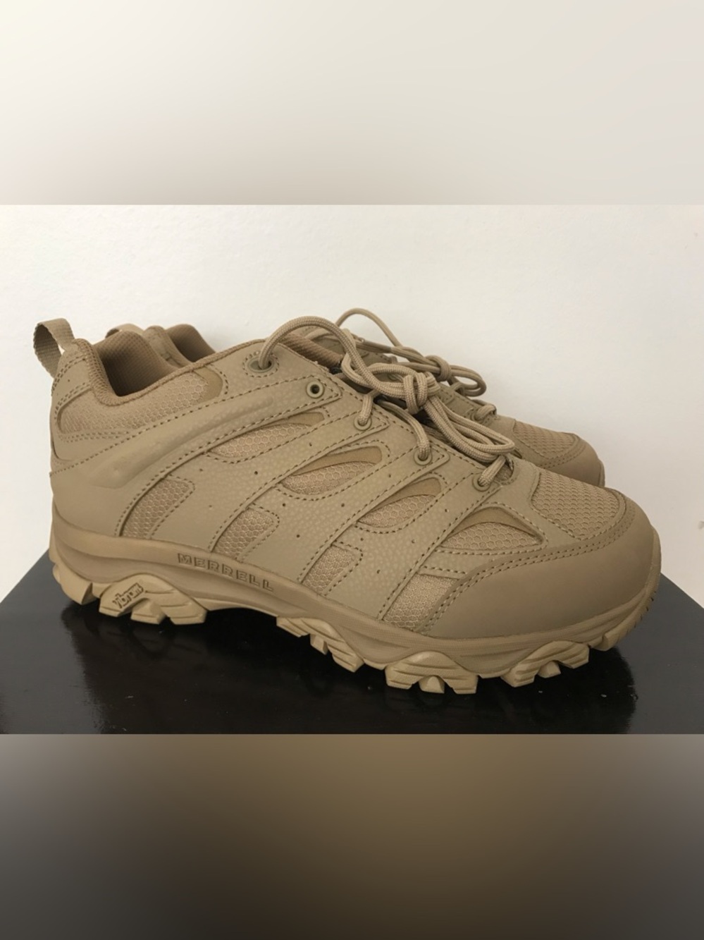Size 12 Wide Mens Merrell Moab 3 Low Tactical Work Vibram Shoes Brown J004115W